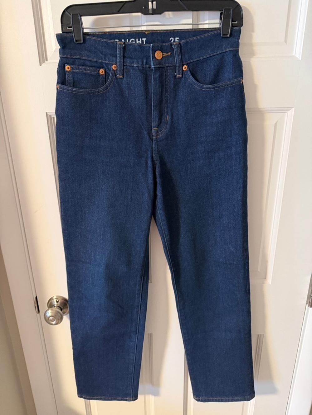 J. Crew Women’s  Classic Straight Jeans premium Candiani denim dark wash Size 25